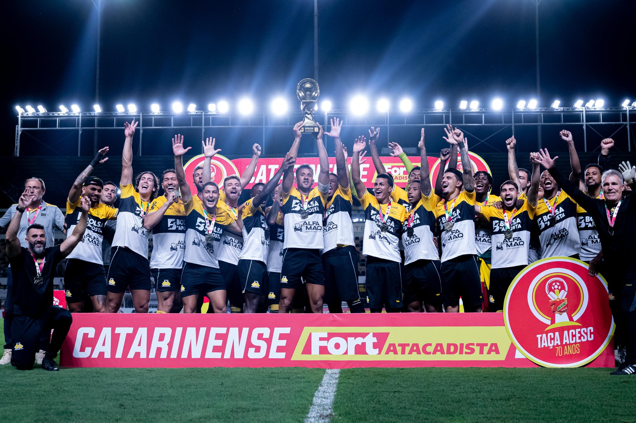 Final histórica no Majestoso: Criciúma vence o Camboriú, conquista a Taça ACESC e garante vaga na Copa do Brasil