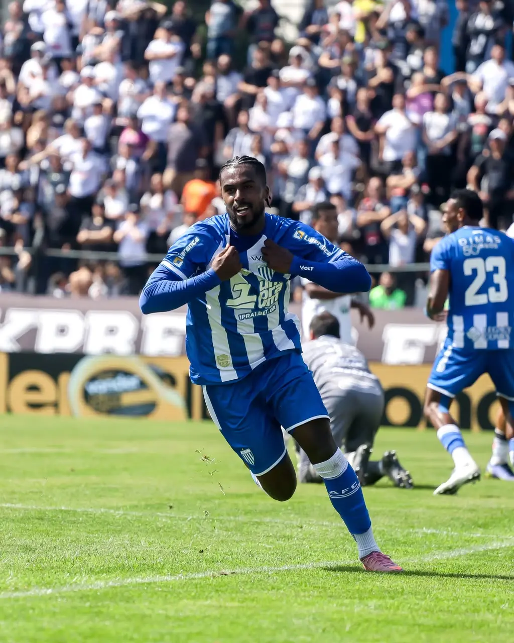 A mística avaiana entrou em campo! Operário 1 x 2 Avai.