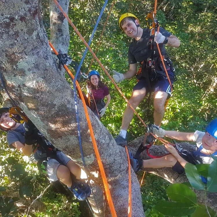 EcoForest Adventure: parque de aventura na floresta para famílias em Manaus