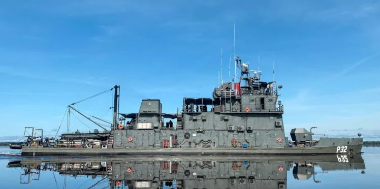 Agenda do fim de semana: navios da Marinha, futebol de botão, espetáculo Crystal e 
