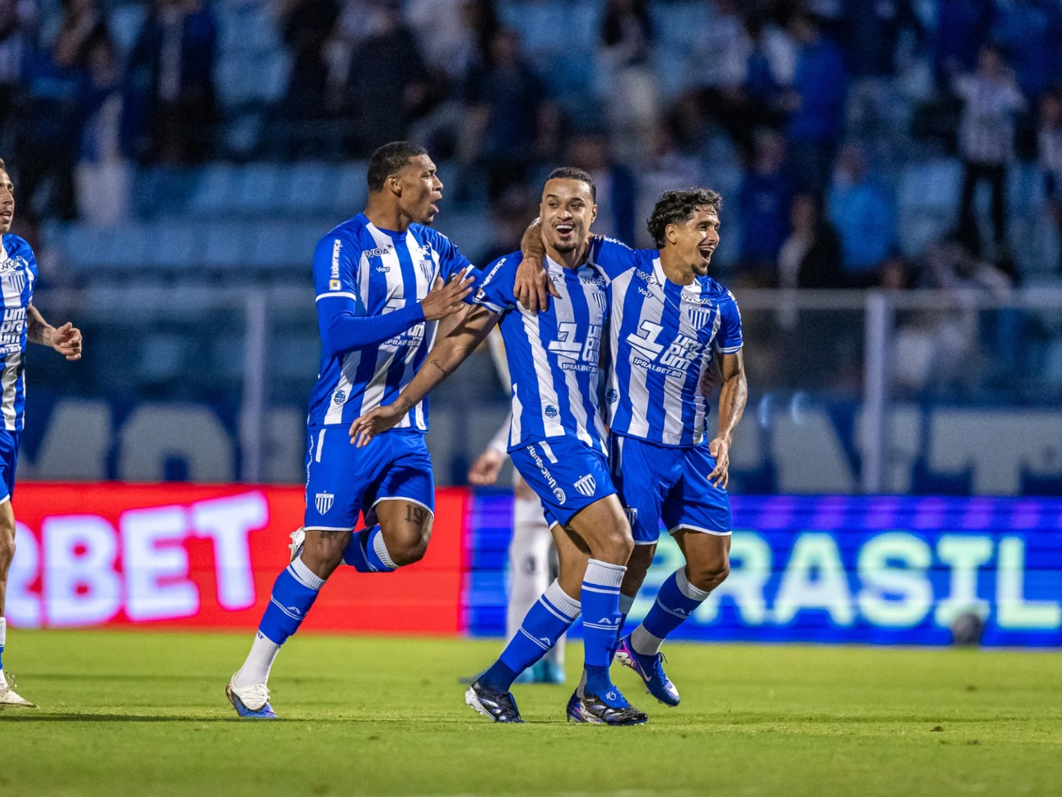 “Jogo de tudo na Ressacada! Avaí arranca empate, mas segue devendo na tabela”