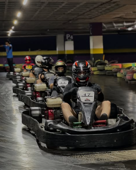 Arena Kart Indoor: pista de kart elétrico para famílias em Manaus