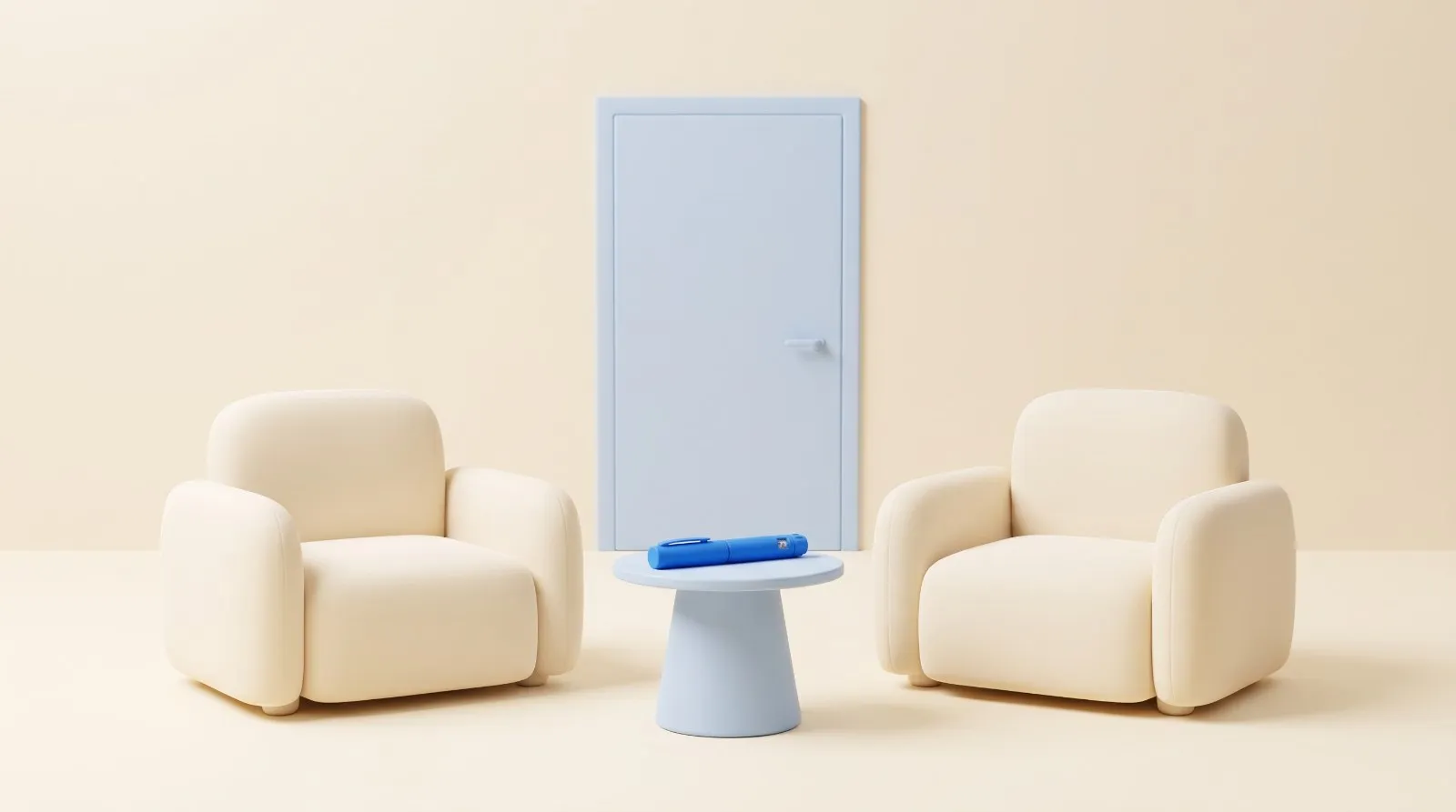 Ilustração em render suave: uma sala de espera com duas poltronas creme, uma mesinha redonda azul-clara entre elas com uma caneta injetora azul com tampa em cima, e uma porta azul-clara fechada ao fundo.